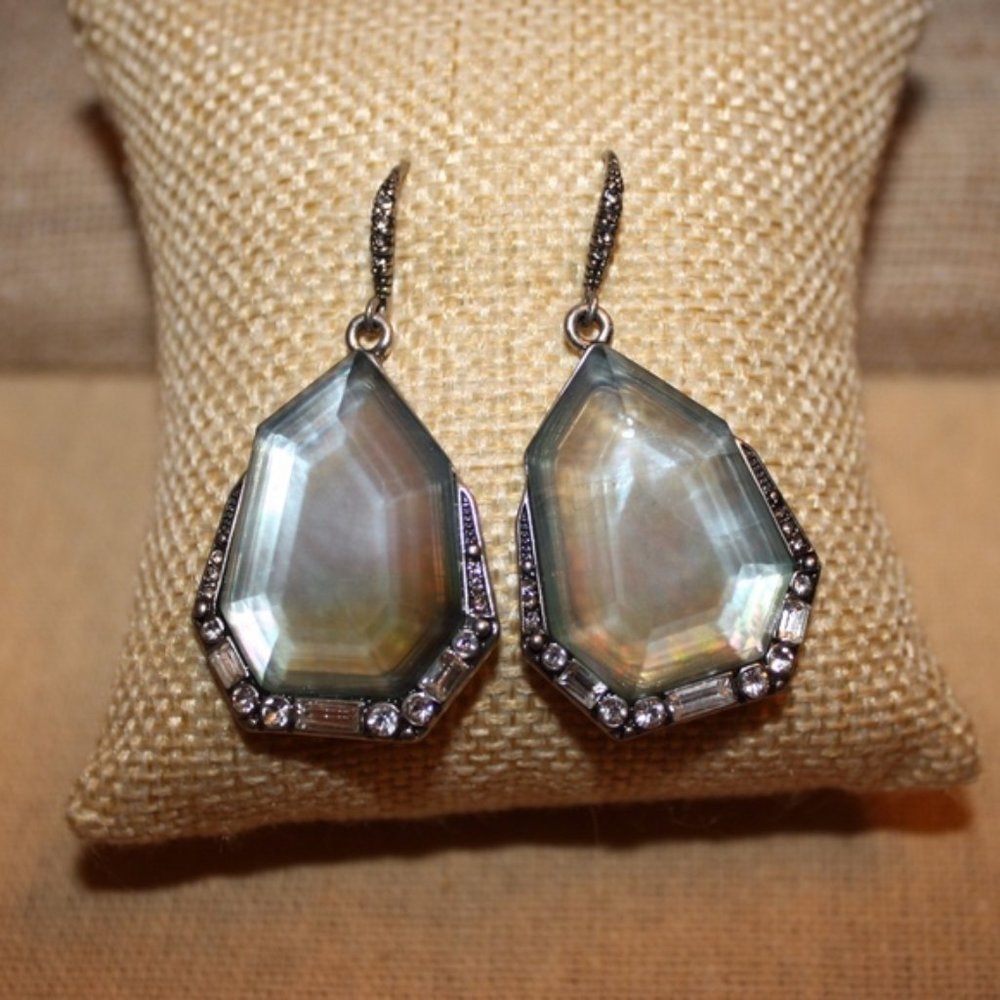 CHLOE + ISABEL NORTHERN LIGHTS DROP EARRINGS